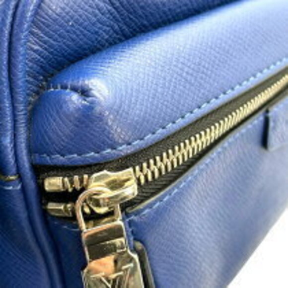 Louis Vuitton Bumbag Blue Taiga Waist Bag - Picture 10 of 11